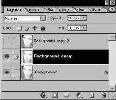 Теперь дублируем фоновый слой еще
