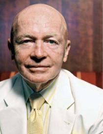 Александр Карпов - Клиенты не хотят пользоваться банковскими карточками